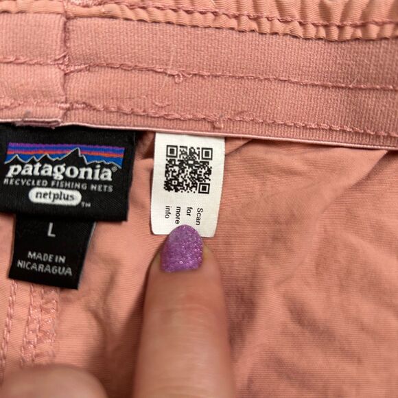 Patagonia Baggies  Shorts female L Salmon Pink fish net pockets - Picture 3 of 9